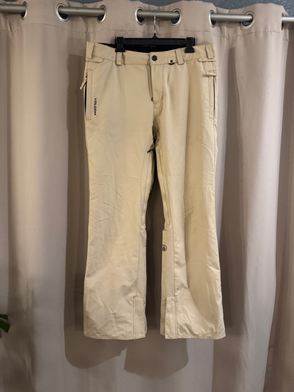Volcom Tan Ski Pants with Zip Pockets